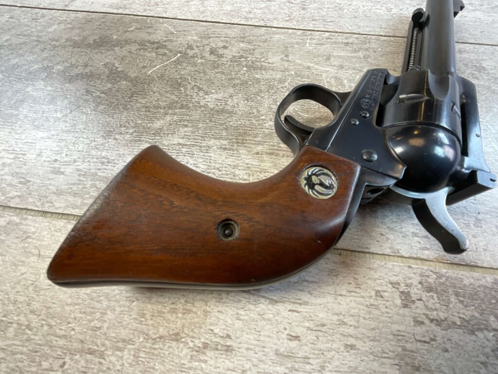 RUGER SINGLE SIX .22LR SINGLE ACTION REVOLVER, #6-04100-DG