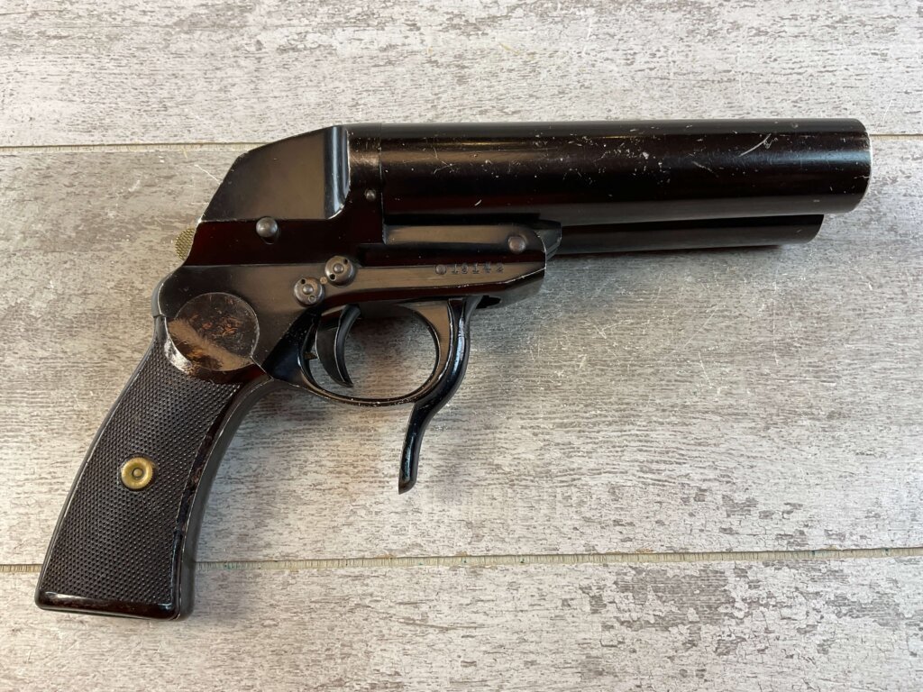 KRIEGHOFF LUFTWAFFE DOUBLE BARREL FLIEGER LEUCHTPISTOLE L. 1942 FZS CODED FLARE PISTOL