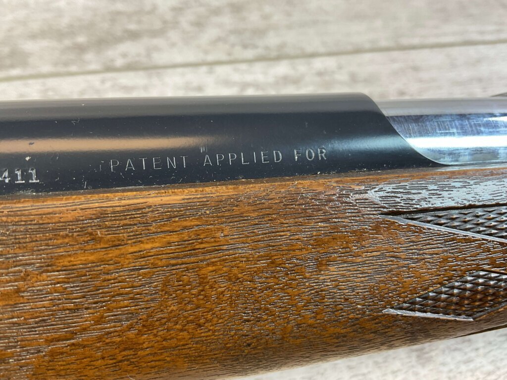 DAISY & HEDDON VL .22 CAL CASELESS PUMP RIFLE W/AMMO, JAMES EARL JONES "FAVORITES" COLLECTION, RARE #5-11081