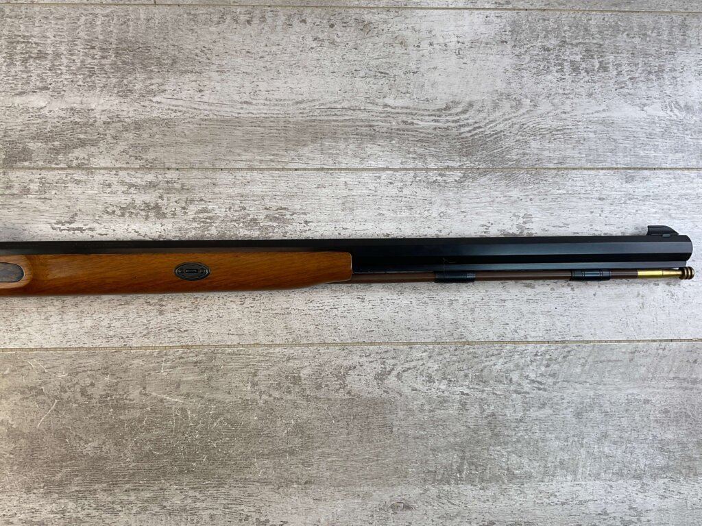 THOMPSON CENTER RENEGADE .54 CAL PERCUSSION RIFLE, ANTIQUE #6-04103