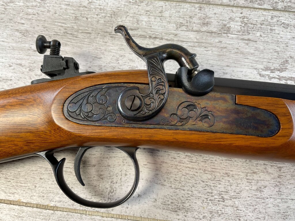 THOMPSON CENTER RENEGADE .54 CAL PERCUSSION RIFLE, ANTIQUE #6-04103