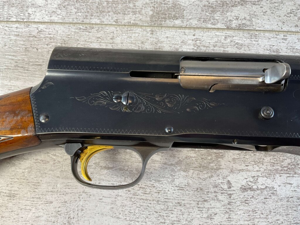 BROWNING A5 LIGHT TWELVE 12 GA SHOTGUN, 2 BARRELS #6-04111
