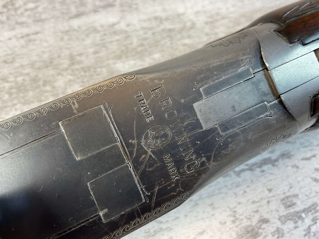 BROWNING SUPERPOSED OVER / UNDER 12GA SHOTGUN #6-04114