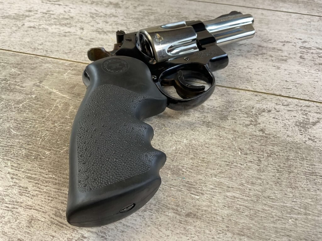 SMITH & WESSON S&W MODEL 28 .357 MAGNUM REVOLVER