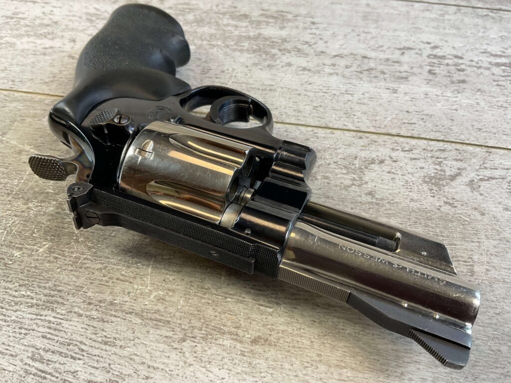 SMITH & WESSON S&W MODEL 28 .357 MAGNUM REVOLVER
