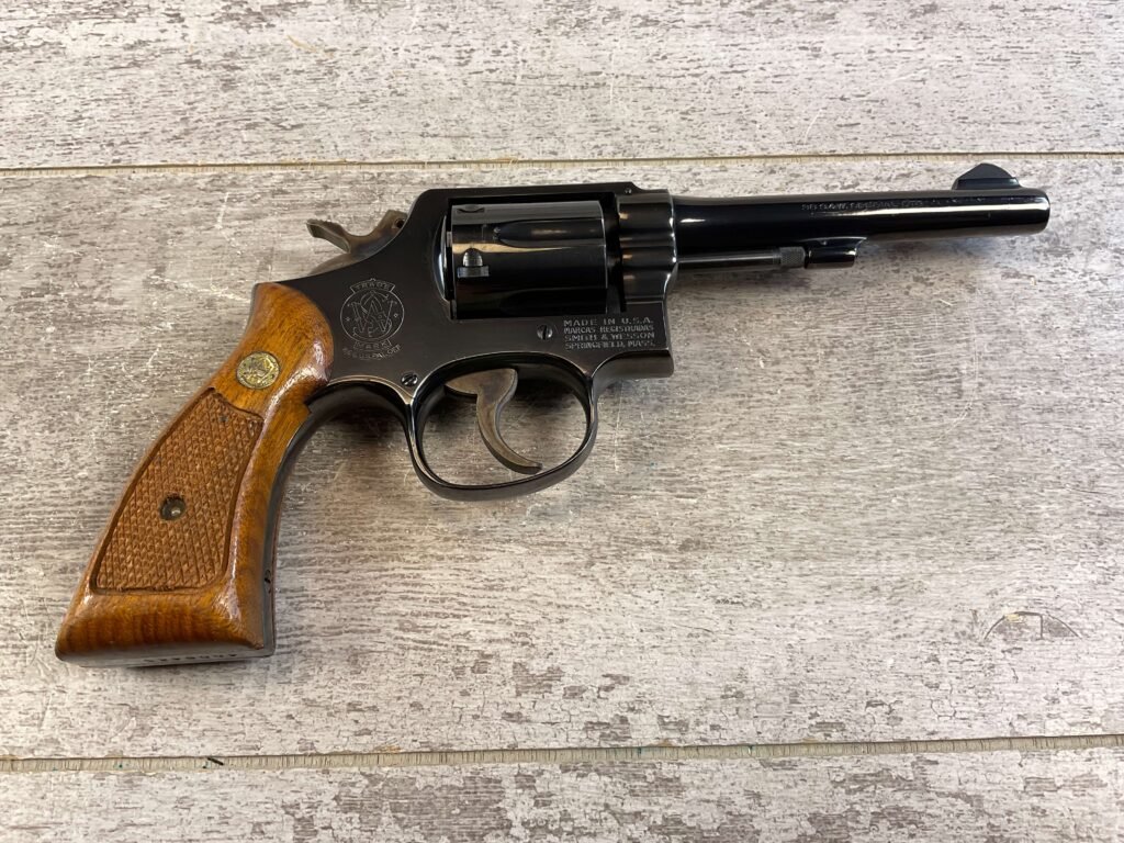 SMITH & WESSON S&W MODEL 10-7 .357 MAGNUM REVOLVER