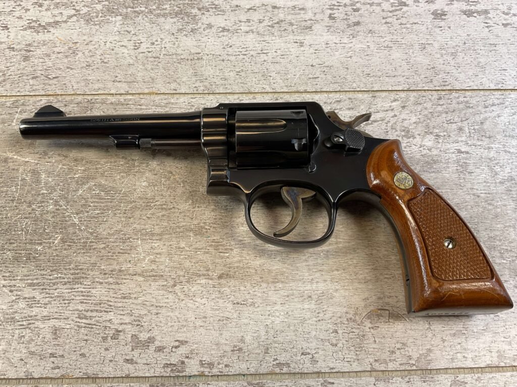 SMITH & WESSON S&W MODEL 10-7 .357 MAGNUM REVOLVER