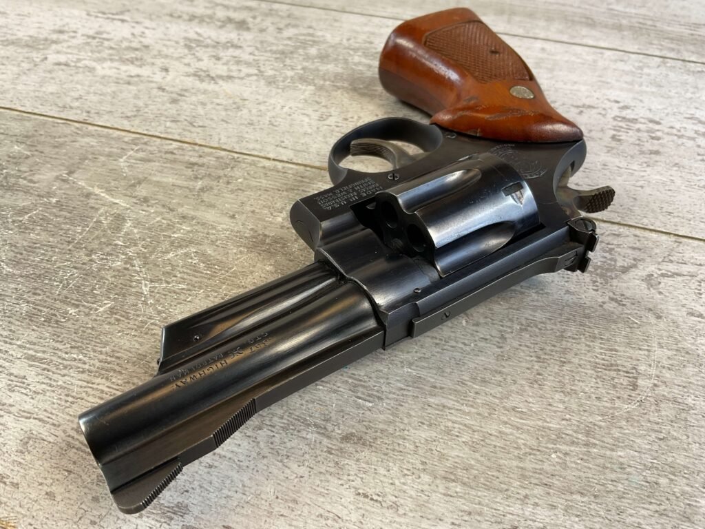 SMITH & WESSON S&W MODEL 28-2 HIGHWAY PATROLMAN .357 MAGNUM REVOLVER