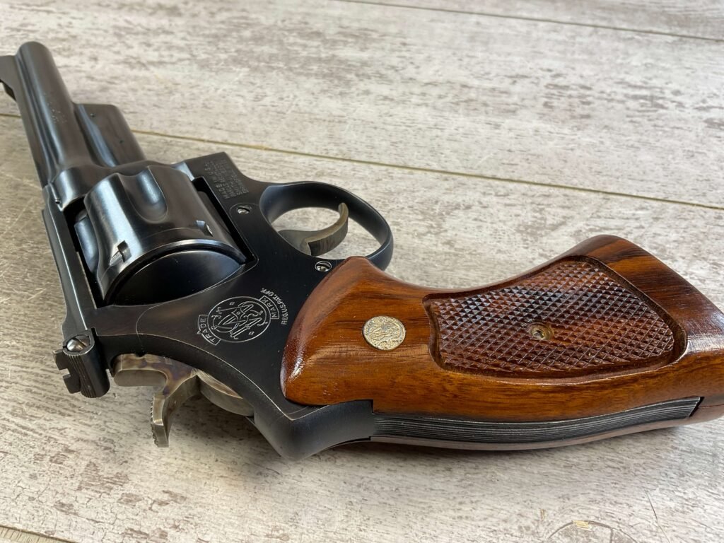 SMITH & WESSON S&W MODEL 28-2 HIGHWAY PATROLMAN .357 MAGNUM REVOLVER 6" BARREL