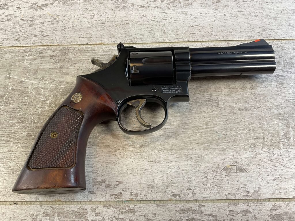 SMITH & WESSON S&W MODEL 586 .357 MAGNUM REVOLVER 4" BARREL