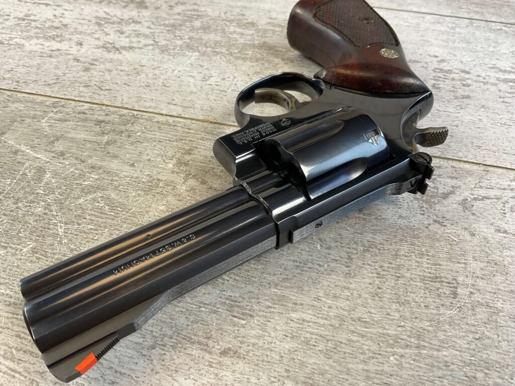 SMITH & WESSON S&W MODEL 586 .357 MAGNUM REVOLVER 4" BARREL