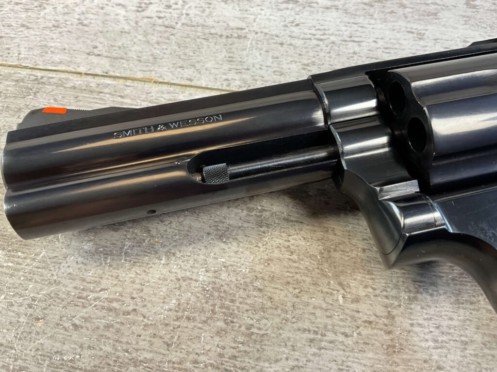 SMITH & WESSON S&W MODEL 586 .357 MAGNUM REVOLVER 4" BARREL