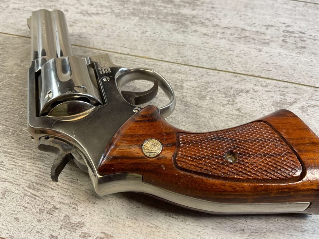 SMITH & WESSON S&W 581 .357 MAGNUM / .38 SPECIAL CHROME REVOLVER 4" BARREL