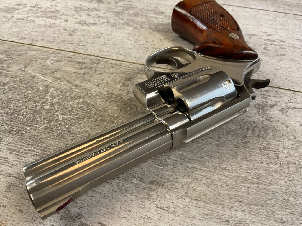 SMITH & WESSON S&W 581 .357 MAGNUM / .38 SPECIAL CHROME REVOLVER 4" BARREL