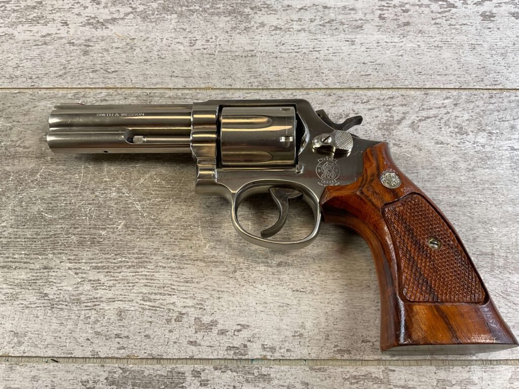 SMITH & WESSON S&W 581 .357 MAGNUM / .38 SPECIAL CHROME REVOLVER 4" BARREL