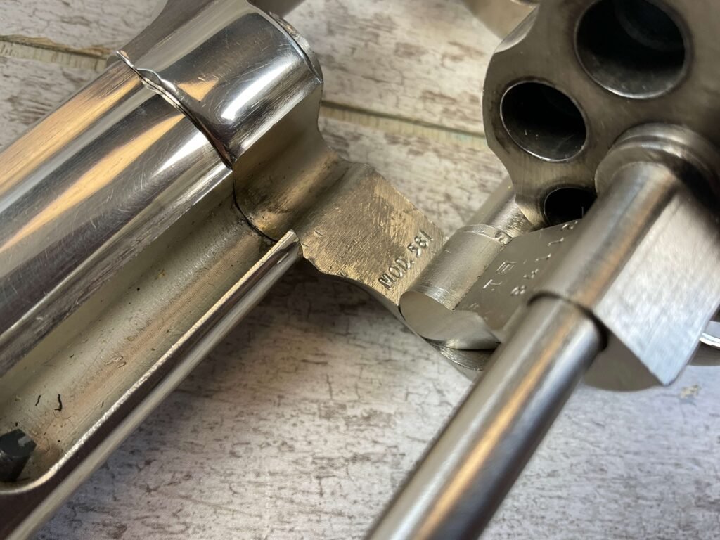SMITH & WESSON S&W 581 .357 MAGNUM / .38 SPECIAL CHROME REVOLVER 4" BARREL