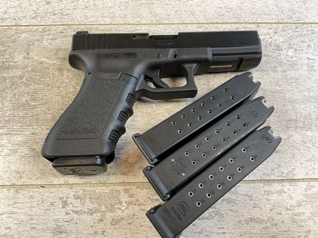 GLOCK MODEL 22 GEN 3 .40 CAL SEMI AUTO PISTOL