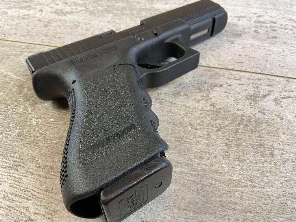 GLOCK MODEL 22 GEN 3 .40 CAL SEMI AUTO PISTOL