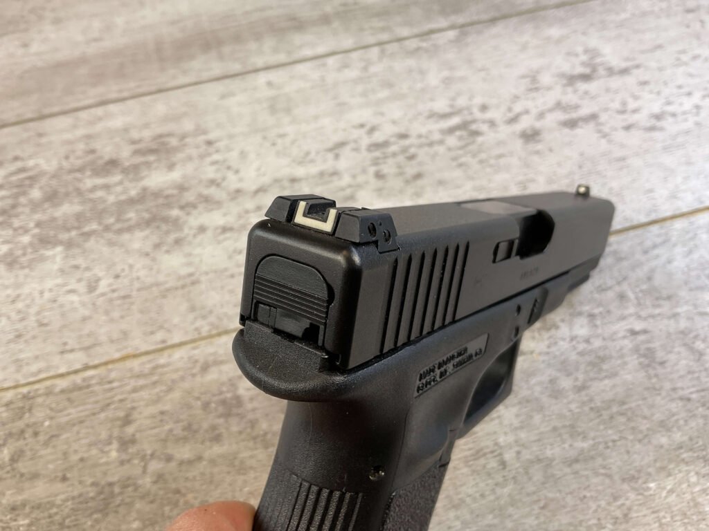 GLOCK MODEL 22 GEN 3 .40 CAL SEMI AUTO PISTOL