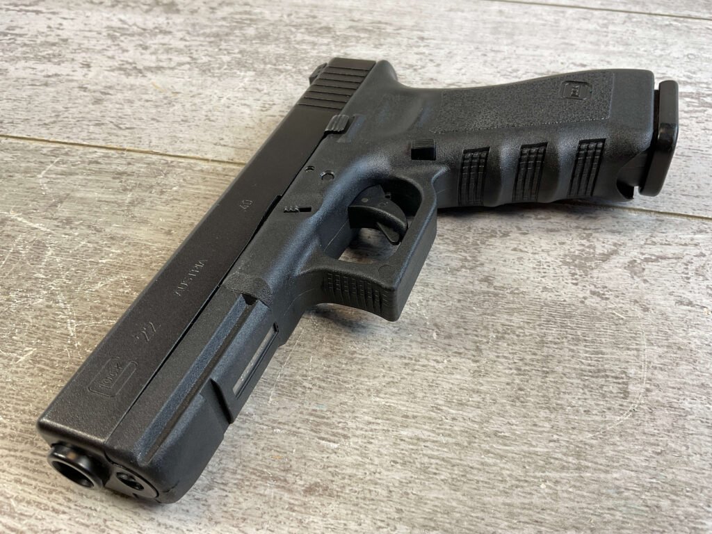 GLOCK MODEL 22 GEN 3 .40 CAL SEMI AUTO PISTOL