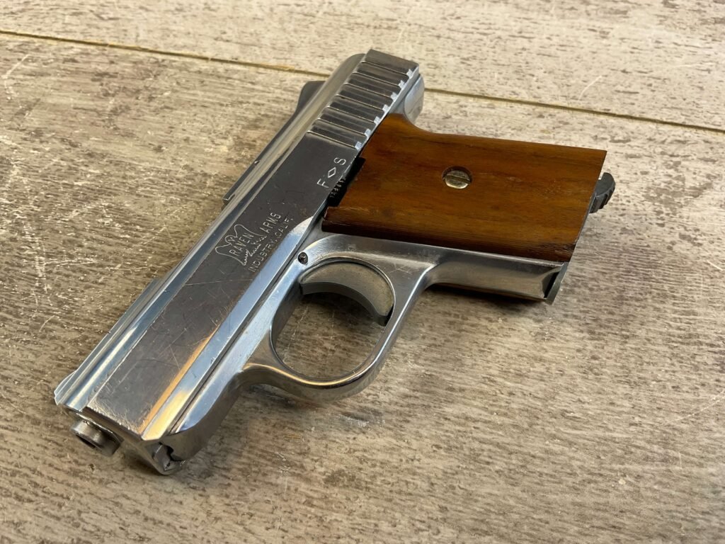 RAVEN ARMS P-25 25 ACP SEMI AUTO POCKET PISTOL