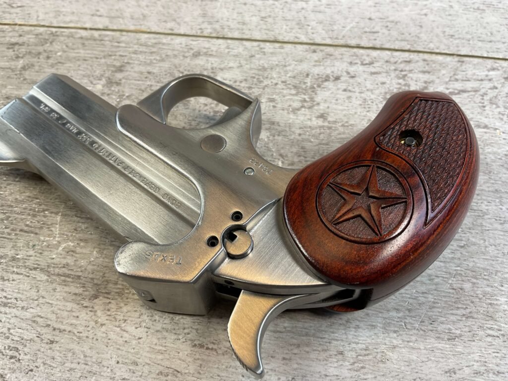 BOND ARMS TEXAS DEFENDER .357 / .38 SPL W/ .22 MAGNUM BARREL LIKE NEW IN BOX