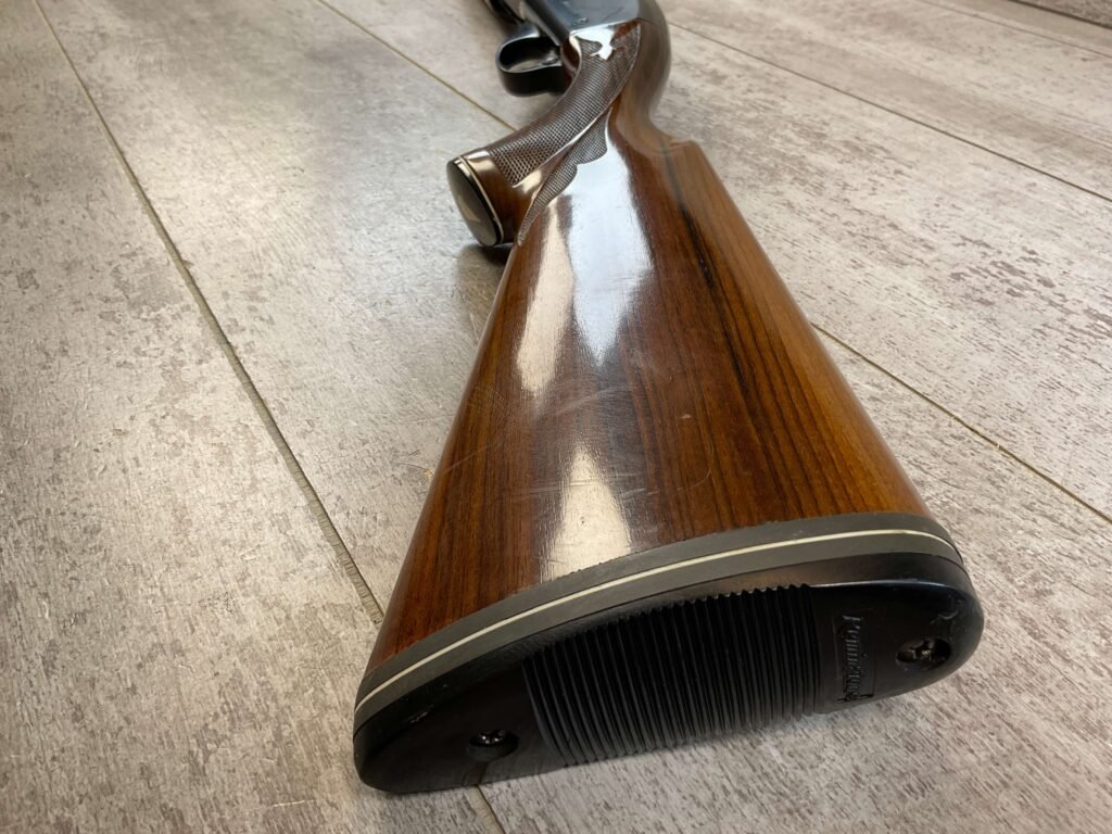 REMINGTON MODEL 1100 20GA SEMI AUTO SHOTGUN