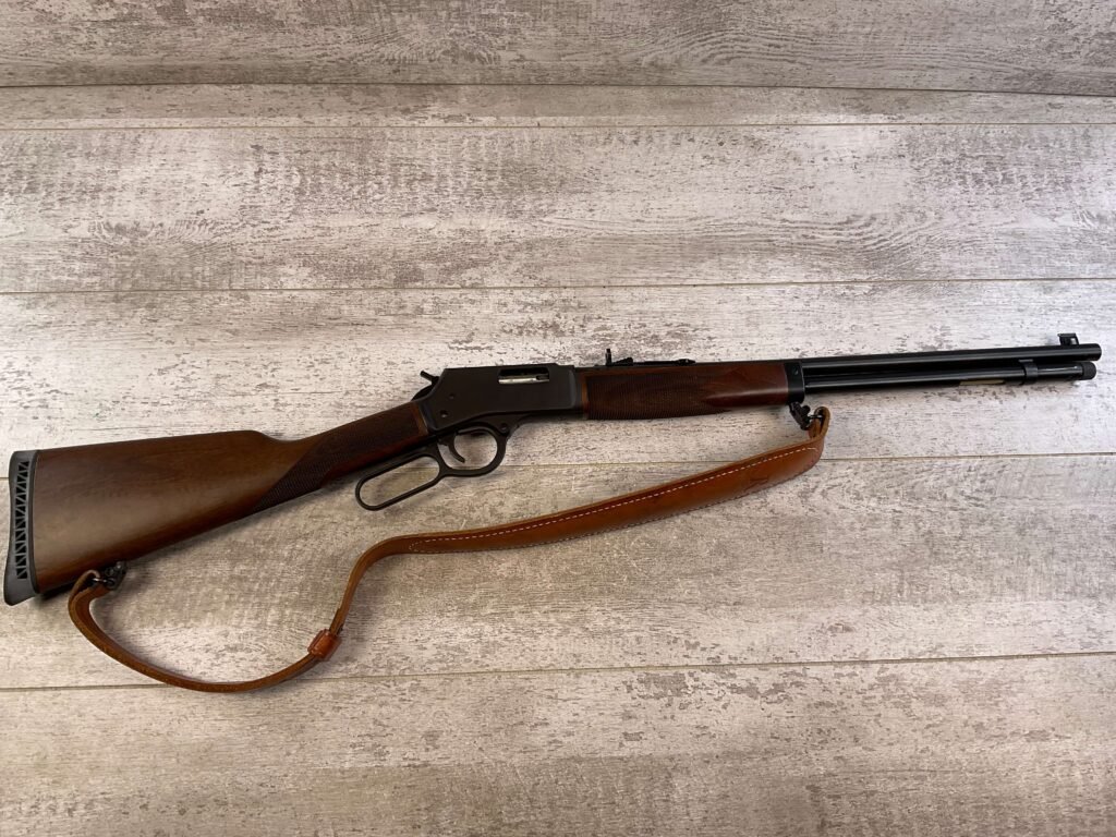 HENRY H12 CLASSIC .357 MAGNUM / .38 SPL LEVER ACTION RIFLE W/20" BARREL, LIKE NEW