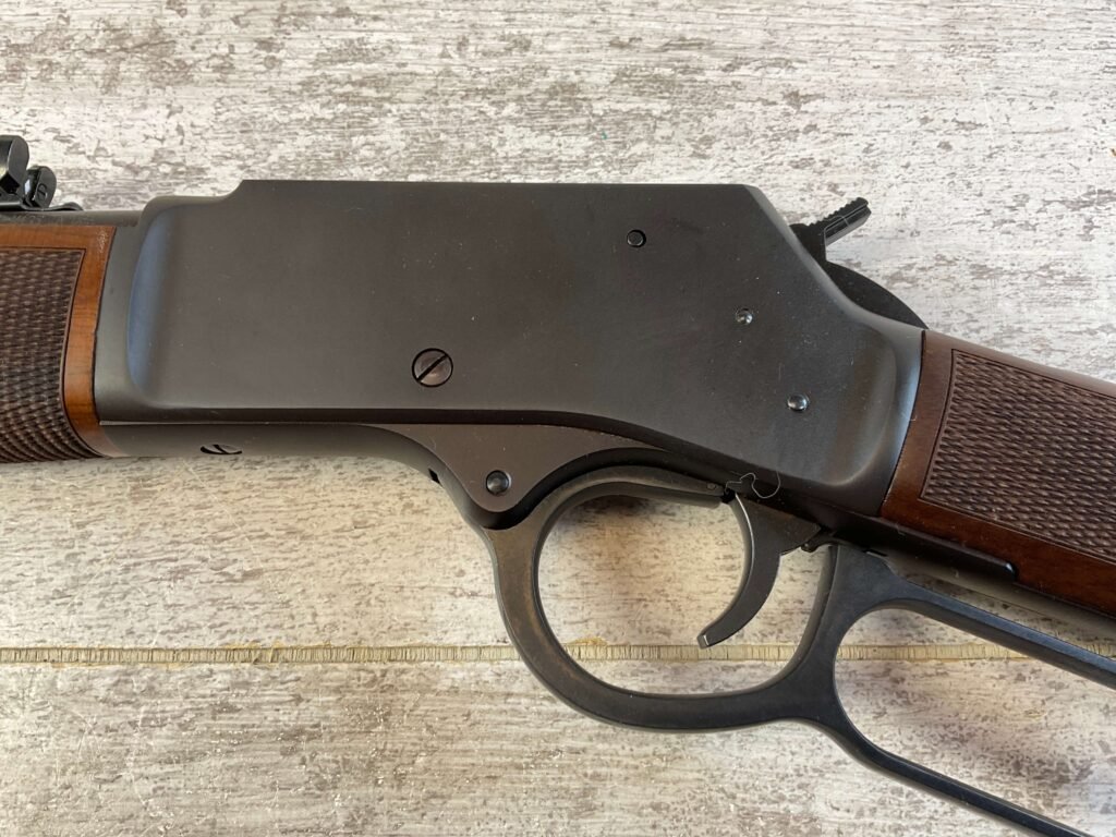 HENRY H12 CLASSIC .357 MAGNUM / .38 SPL LEVER ACTION RIFLE W/20" BARREL, LIKE NEW