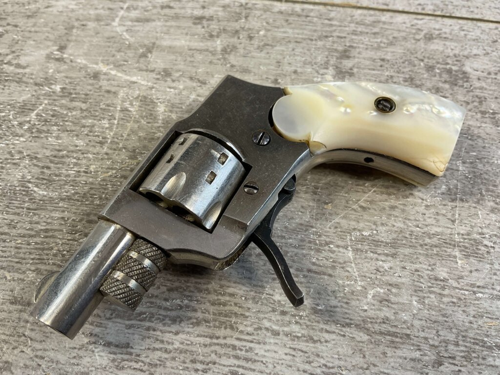 KOLB MODEL 1910 .22 SHORT BABY HAMMERLESS REVOLVER #6-06550-PF