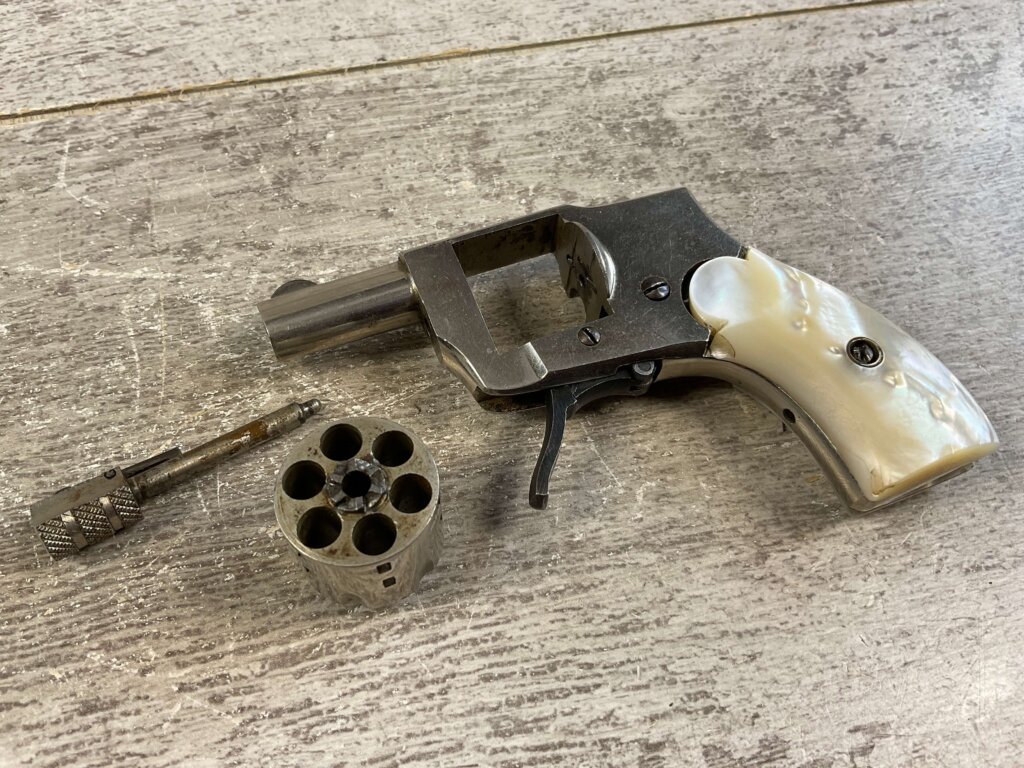 KOLB MODEL 1910 .22 SHORT BABY HAMMERLESS REVOLVER #6-06550-PF