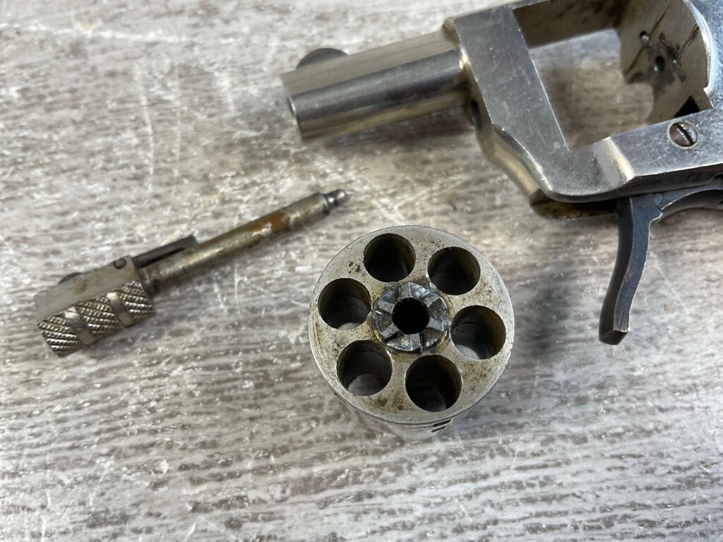 KOLB MODEL 1910 .22 SHORT BABY HAMMERLESS REVOLVER #6-06550-PF
