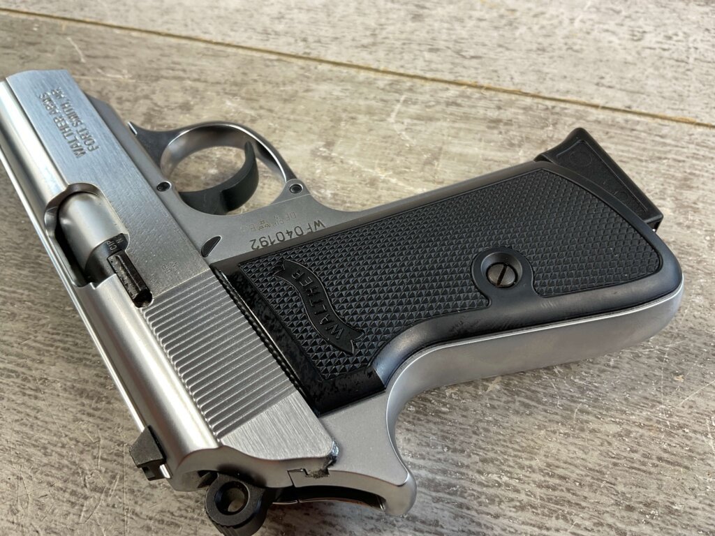 WALTHER PPK/S .22LR SEMI AUTO PISTOL, NEW #6-05117-PF