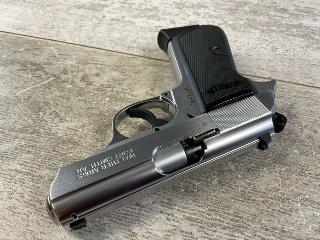WALTHER PPK/S .22LR SEMI AUTO PISTOL, NEW #6-05117-PF