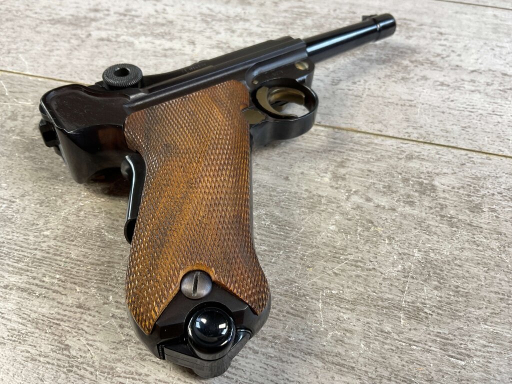 MAUSER INTERARMS AMERICAN EAGLE 4" .30 LUGER (7.65X21) P08 LUGER IN WOODEN DISPLAY CASE #6-06009-PF