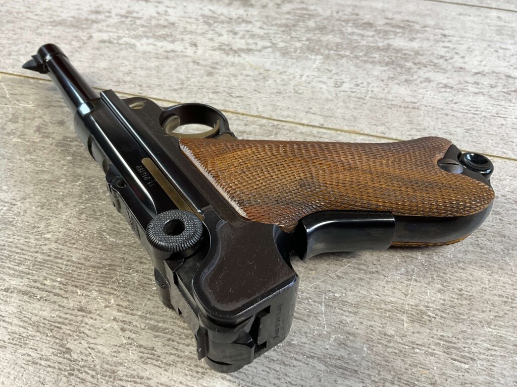 MAUSER INTERARMS AMERICAN EAGLE 4" .30 LUGER (7.65X21) P08 LUGER IN WOODEN DISPLAY CASE #6-06009-PF