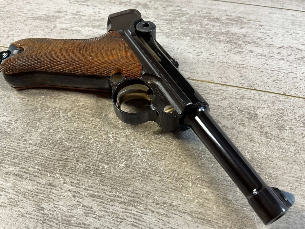 MAUSER INTERARMS AMERICAN EAGLE 4" .30 LUGER (7.65X21) P08 LUGER IN WOODEN DISPLAY CASE #6-06009-PF