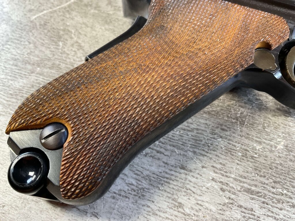 MAUSER INTERARMS AMERICAN EAGLE 4" .30 LUGER (7.65X21) P08 LUGER IN WOODEN DISPLAY CASE #6-06009-PF
