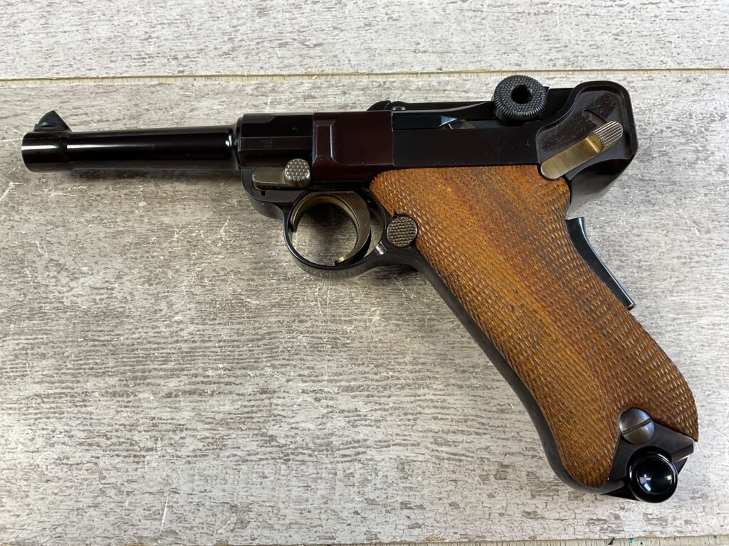 MAUSER INTERARMS AMERICAN EAGLE 4" .30 LUGER (7.65X21) P08 LUGER IN WOODEN DISPLAY CASE #6-06009-PF