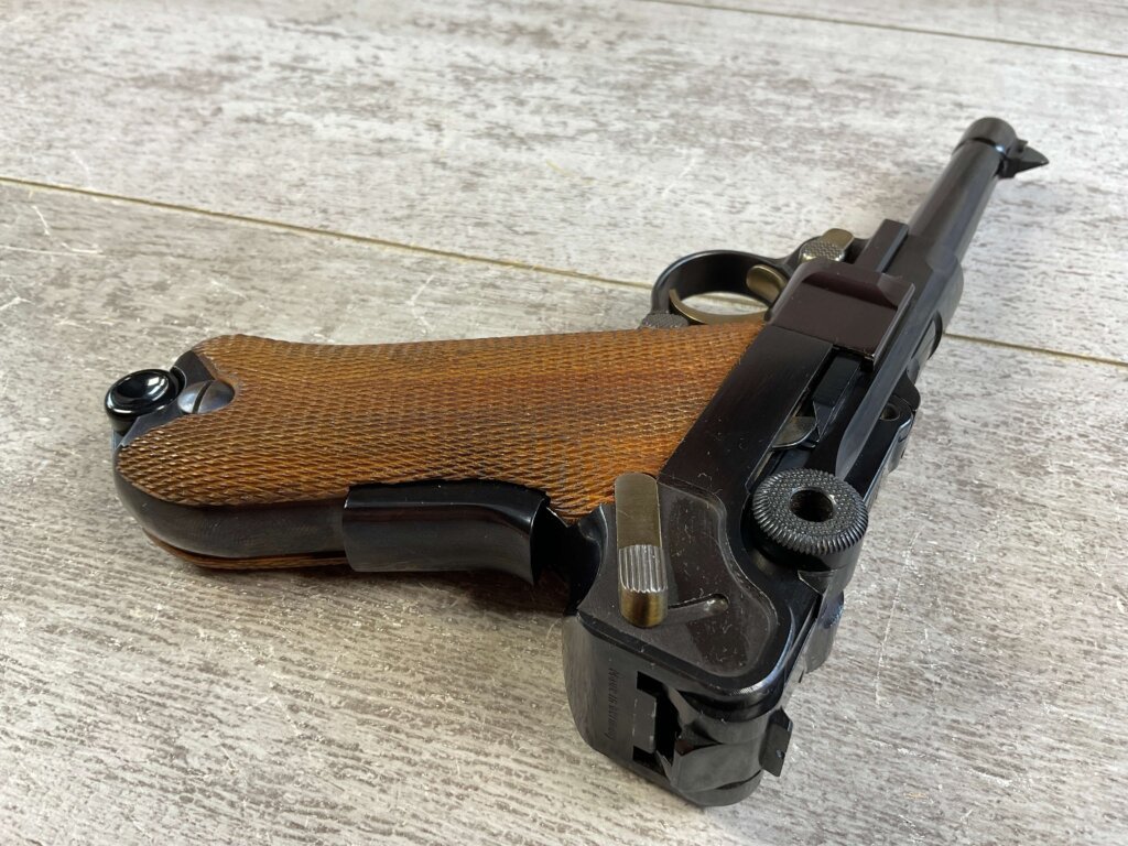 MAUSER INTERARMS AMERICAN EAGLE 4" .30 LUGER (7.65X21) P08 LUGER IN WOODEN DISPLAY CASE #6-06009-PF
