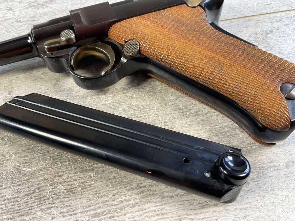 MAUSER INTERARMS AMERICAN EAGLE 4" .30 LUGER (7.65X21) P08 LUGER IN WOODEN DISPLAY CASE #6-06009-PF