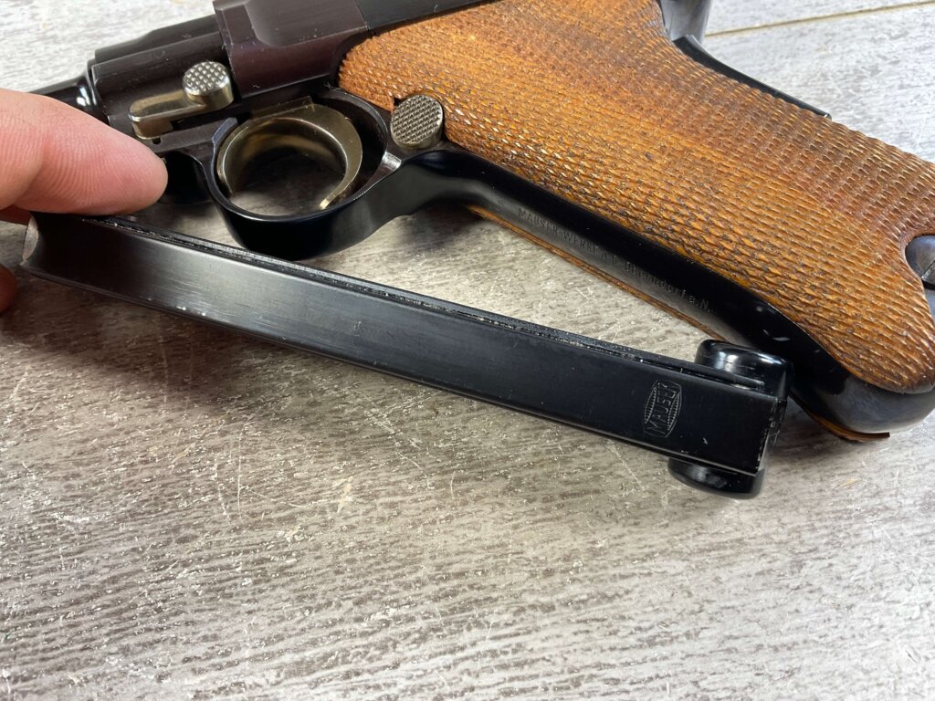 MAUSER INTERARMS AMERICAN EAGLE 4" .30 LUGER (7.65X21) P08 LUGER IN WOODEN DISPLAY CASE #6-06009-PF