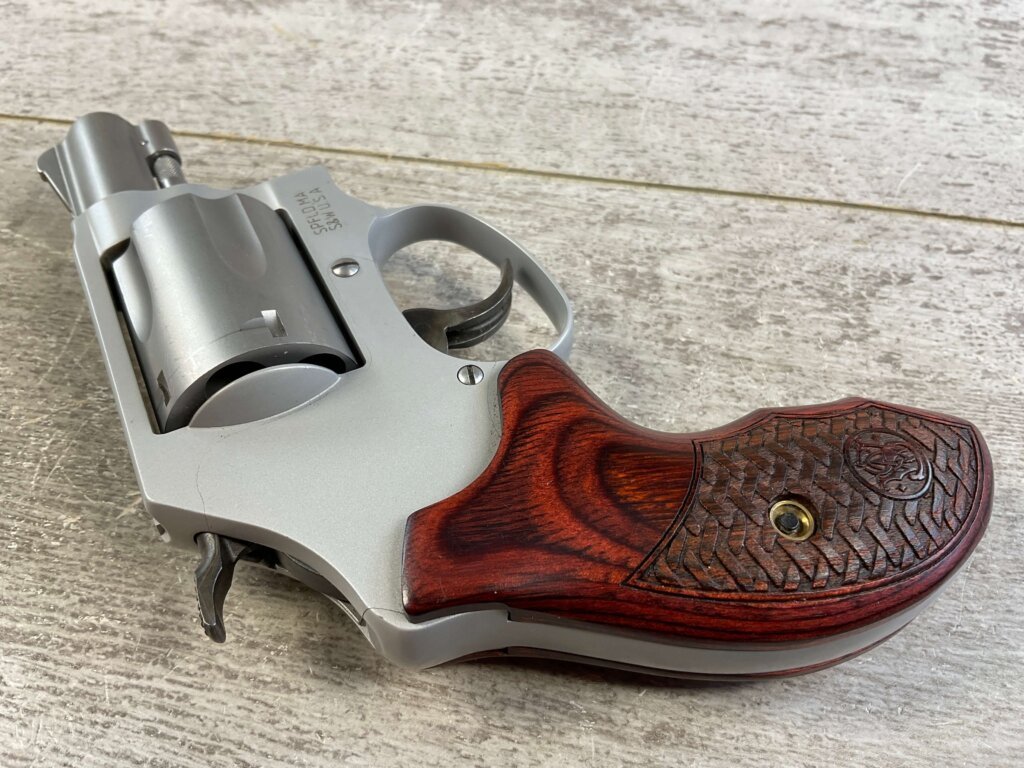 SMITH & WESSON S&W 637-2 .38 SPECIAL +P REVOLVER, MINTY LIKE NEW #6-06000-PF