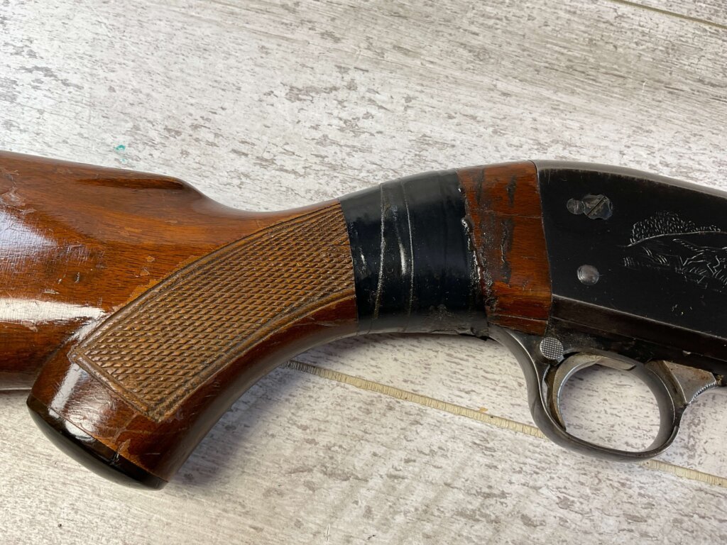 ITHACA MODEL 37 12GA PUMP ACTION SHOTGUN, 1951 MFR #6-05601-TW