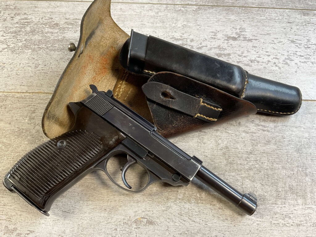 WALTHER AC41 P38 SEMI AUTO PISTOL HIGH POLISH, RIG #6-06015-PF