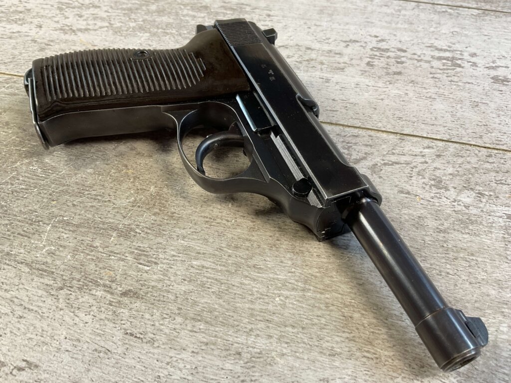 WALTHER AC41 P38 SEMI AUTO PISTOL HIGH POLISH, RIG #6-06015-PF