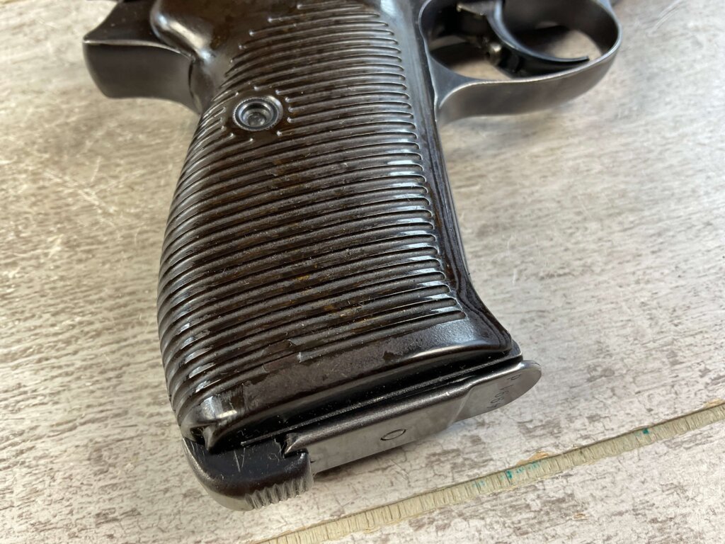 WALTHER AC41 P38 SEMI AUTO PISTOL HIGH POLISH, RIG #6-06015-PF