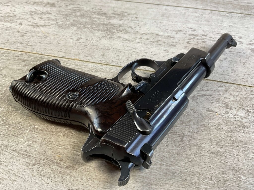WALTHER AC41 P38 SEMI AUTO PISTOL HIGH POLISH, RIG #6-06015-PF