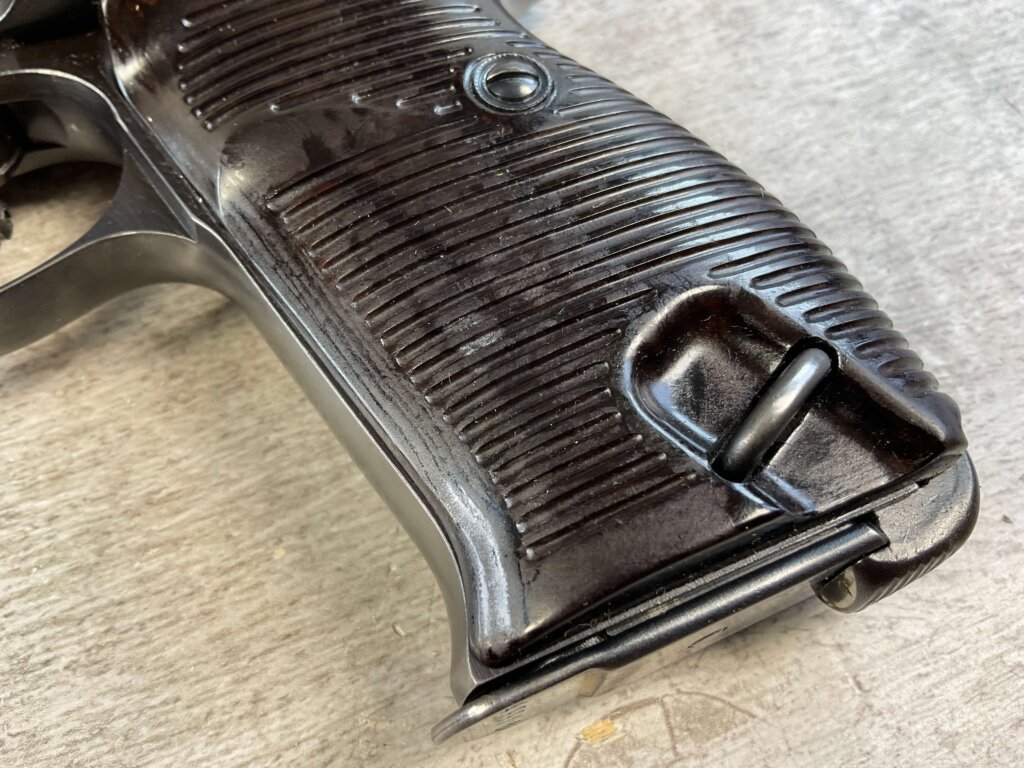 WALTHER AC41 P38 SEMI AUTO PISTOL HIGH POLISH, RIG #6-06015-PF