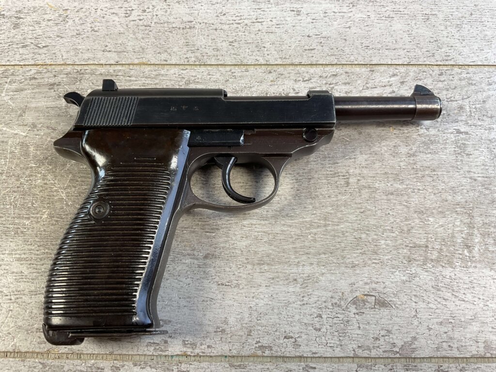 WALTHER AC41 P38 SEMI AUTO PISTOL HIGH POLISH, RIG #6-06023-PF